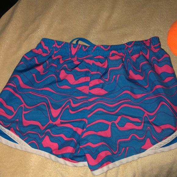 Under Armour shorts - Picture 2 of 2